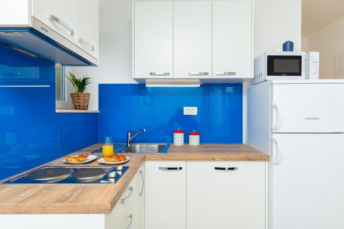 Apartments Red And Blue Mlini Exterior foto
